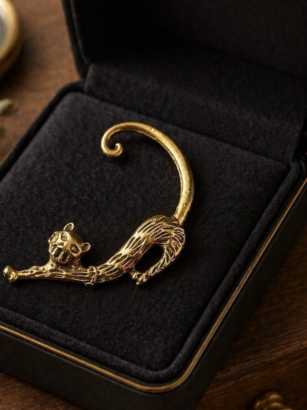 Cat Pierced Ear Cuff - Picture 3 of 5